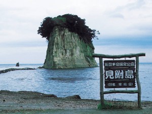 石川県　見附島